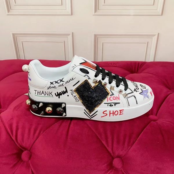 designer shoes sneakers fashion casual shoe classics women espadrilles flat canvas and real lambskin loafers two tone cap toe mkjkkkaq000003, Red;white
designer shoes sneakers fashion casual shoe classics women espadrilles flat canvas and real lambskin loafers two tone cap toe mkjkkkaq000003, Red;white