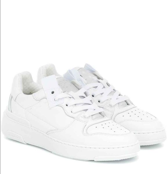 low sports shoes men's grain leather thick rubber street outdoor men's coach comfortable casual walking eu38-45
low sports shoes men's grain leather thick rubber street outdoor men's coach comfortable casual walking eu38-45