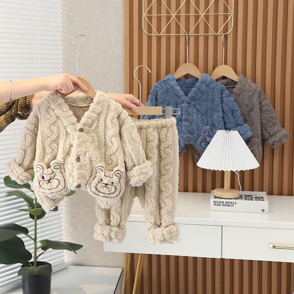 winter boys girls clothing sets infant casual clothes outfits warm plush children cartoon coats pants baby pajamas, Blue;red
winter boys girls clothing sets infant casual clothes outfits warm plush children cartoon coats pants baby pajamas, Blue;red