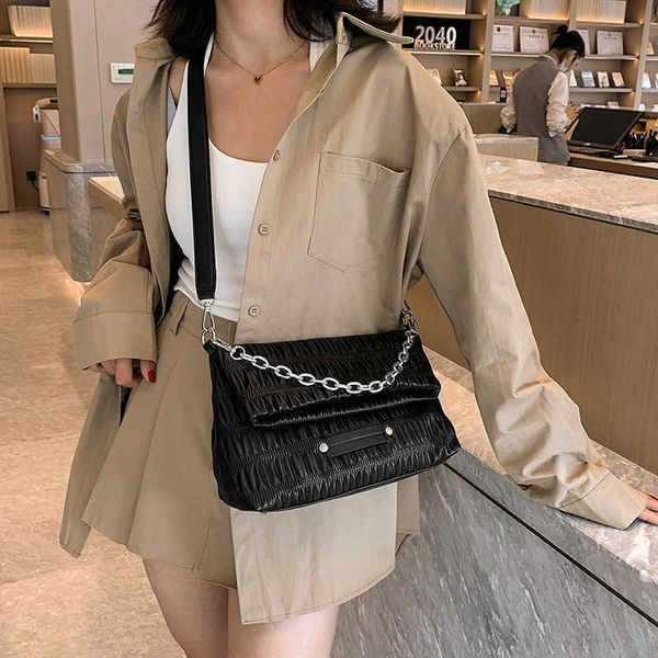 evening bags versatile popular pleated women's 2022 new small square chain bar handbag one shoulder crossbody
evening bags versatile popular pleated women's 2022 new small square chain bar handbag one shoulder crossbody