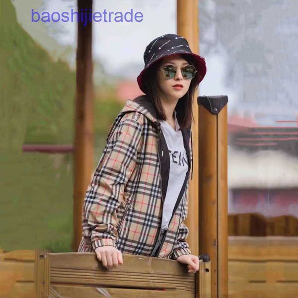 designer bbr jackets and coats price high edition classic plaid hoodie 22ss spring autumn couple casual double, Black;brown
designer bbr jackets and coats price high edition classic plaid hoodie 22ss spring autumn couple casual double, Black;brown