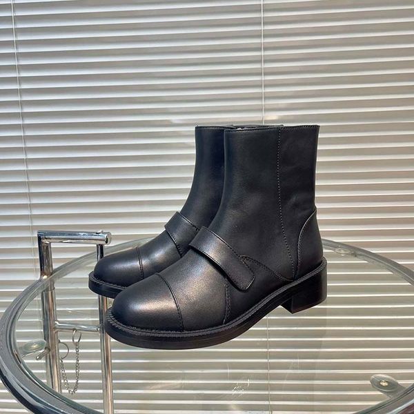 genuine leather shoes martin boots women short boot factory style church polished round toe design 35-41, Black
genuine leather shoes martin boots women short boot factory style church polished round toe design 35-41, Black