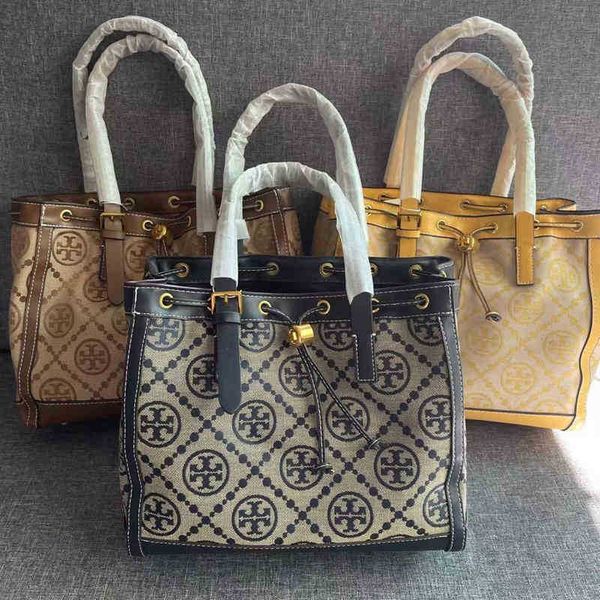 foreign handbags designer torys shoulder same european trade and american retro printed tote bag shopping portable mommy large capacit
foreign handbags designer torys shoulder same european trade and american retro printed tote bag shopping portable mommy large capacit