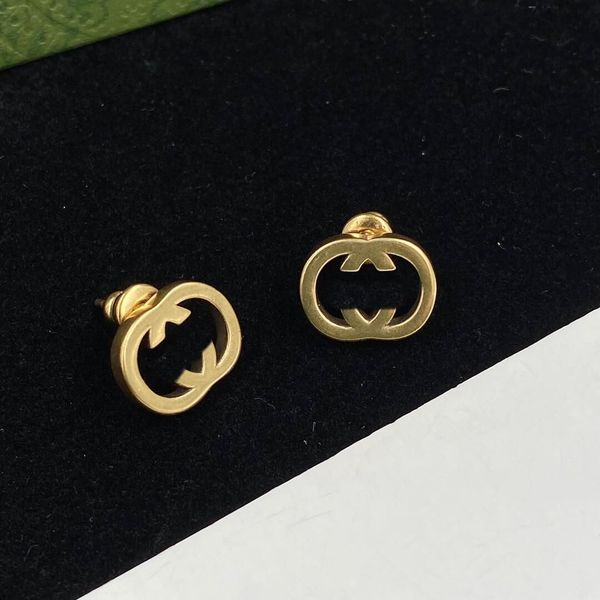 retro gold classic style women designer studs fashion luxury couple earrings, Golden;silver
retro gold classic style women designer studs fashion luxury couple earrings, Golden;silver