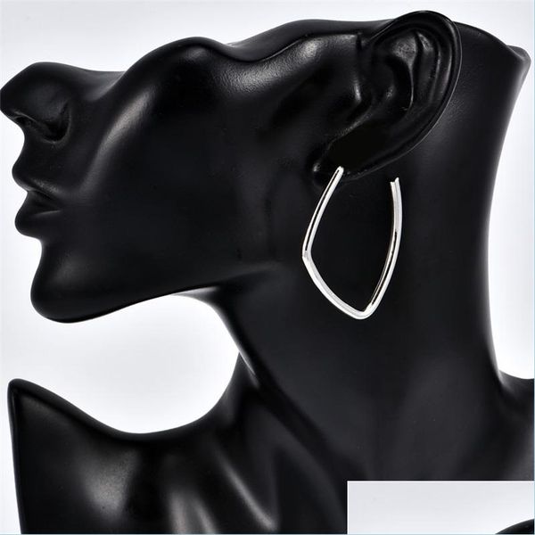 hoop huggie minimalism geometric big earrings women irregar gold for girl earring jewelry brincos decorations drop delivery 2022 dh5me, Golden;silver
hoop huggie minimalism geometric big earrings women irregar gold for girl earring jewelry brincos decorations drop delivery 2022 dh5me, Golden;silver