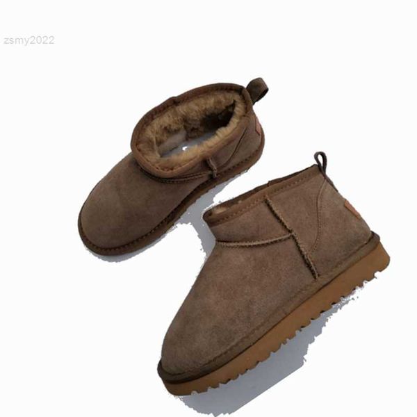 new super mini winter boots real cowhide low tube warm women's australia snow boots plus size men's boots, Black
new super mini winter boots real cowhide low tube warm women's australia snow boots plus size men's boots, Black