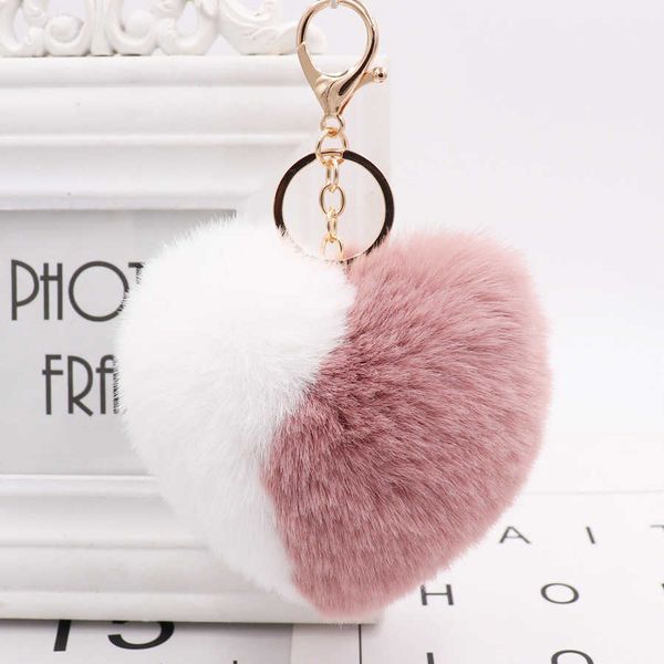 key rings love heart pompom ball plush toy with keychain for women purse bag charm pendant pom round ball l221010, Slivery;golden 
key rings love heart pompom ball plush toy with keychain for women purse bag charm pendant pom round ball l221010, Slivery;golden
