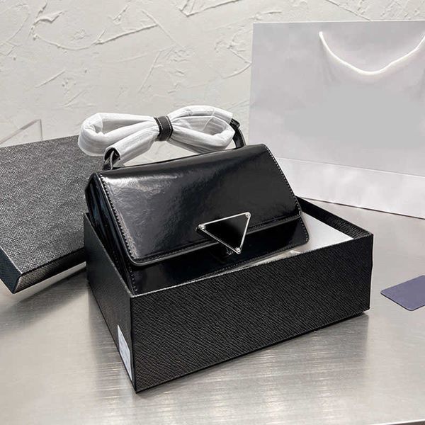 designer bags for women embleme shiny shoulder bag genuine leather metal triangle sign inside compartment pocket magnetic buckle flap crossb
designer bags for women embleme shiny shoulder bag genuine leather metal triangle sign inside compartment pocket magnetic buckle flap crossb