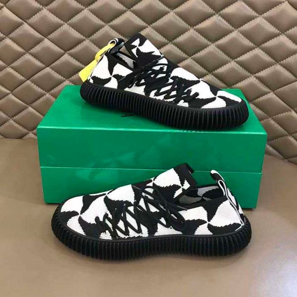 2022 shoe leather sneakers sports tennis shoes running shoes platform classic suede for men fabric summer green black
2022 shoe leather sneakers sports tennis shoes running shoes platform classic suede for men fabric summer green black
