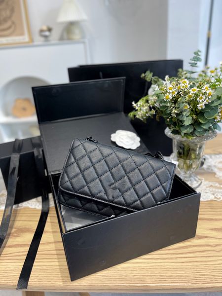 shoulder bag luxury tote purse brand handbag message bags cluth classic genuine leather crossbody original 5a quality lambskin woc 20cm chai
shoulder bag luxury tote purse brand handbag message bags cluth classic genuine leather crossbody original 5a quality lambskin woc 20cm chai
