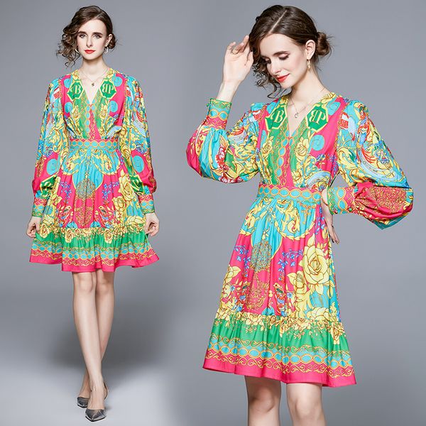 vintage floral short women dress deep v-neck 2022 runway designer ladies resort casual mini dresses long sleeve luxury a-line cocktail party, Black;gray
vintage floral short women dress deep v-neck 2022 runway designer ladies resort casual mini dresses long sleeve luxury a-line cocktail party, Black;gray