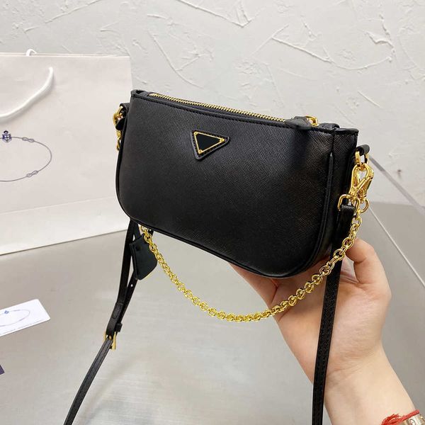 luxurys designers women fashion leather bags purse pochette hands female crossbody wholesale shoulder bag vintage
luxurys designers women fashion leather bags purse pochette hands female crossbody wholesale shoulder bag vintage