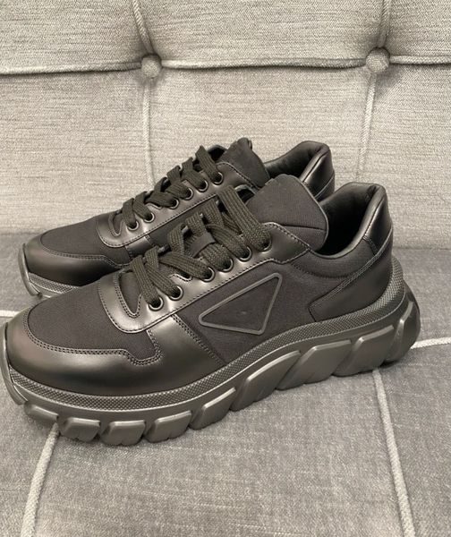 perfect wear men triangle sneakers shoes re-nylon & brushed leather chunky rubber sports shoe lightweight lug sole trainers eu46, Black
perfect wear men triangle sneakers shoes re-nylon & brushed leather chunky rubber sports shoe lightweight lug sole trainers eu46, Black