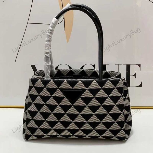 designer luxury prade bags for womens handbags pink strap crossbody vintage pradity the totes bag purses multicolour pradity 3-in-1 nylon wa
designer luxury prade bags for womens handbags pink strap crossbody vintage pradity the totes bag purses multicolour pradity 3-in-1 nylon wa