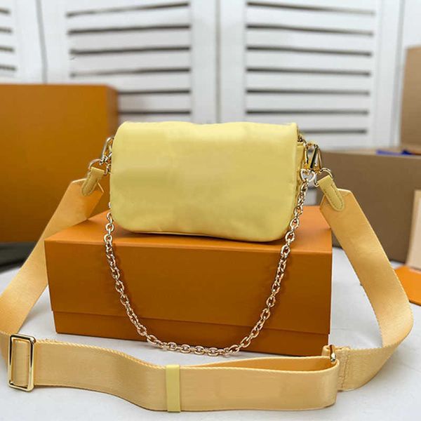m81398 women crossbody bags flip dinner shoulder wallet on strap handbag purse genuine leather detachable belt chain embroidered
m81398 women crossbody bags flip dinner shoulder wallet on strap handbag purse genuine leather detachable belt chain embroidered
