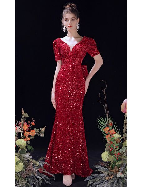 2023 luxury v neck mermaid evening dresses beadings sequined red christmas prom gowns elegant formal dress party gowns, Black;red
2023 luxury v neck mermaid evening dresses beadings sequined red christmas prom gowns elegant formal dress party gowns, Black;red