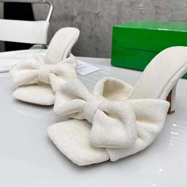 classics women shoes sandals fashion beach bowtie dress shoes alphabet lady sandal leather high heel shoe slides shoe008 03, Black
classics women shoes sandals fashion beach bowtie dress shoes alphabet lady sandal leather high heel shoe slides shoe008 03, Black