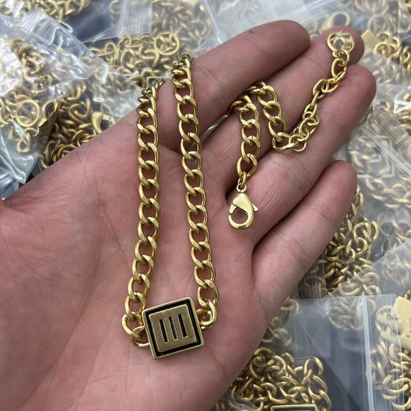 cuba design classic thick brass women necklace f initials letter pendants designer jewelry birthday festive party gifts fn3 --10, Silver
cuba design classic thick brass women necklace f initials letter pendants designer jewelry birthday festive party gifts fn3 --10, Silver