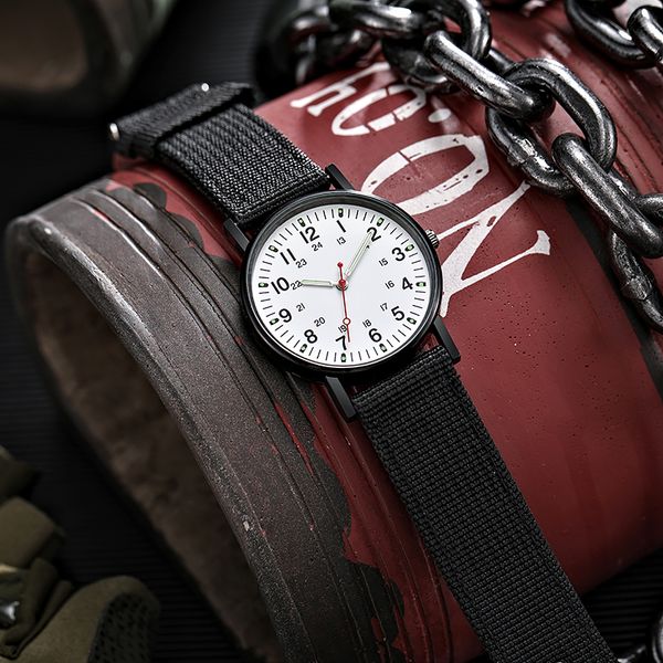 leisure mens watch quartz wristwatches classic design sports wristwatch knitted straps designer watches orologi di lusso hbp, Slivery;brown
leisure mens watch quartz wristwatches classic design sports wristwatch knitted straps designer watches orologi di lusso hbp, Slivery;brown
