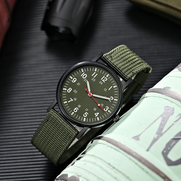 hbp leisure mens watch quartz wristwatches classic design sports wristwatch knitted straps designer watches luxus-uhren, Slivery;brown
hbp leisure mens watch quartz wristwatches classic design sports wristwatch knitted straps designer watches luxus-uhren, Slivery;brown