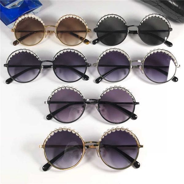 sunglasses fashion sunglasses new fashion pearl round jiang shuying xu lu's same ch4234, White;black
sunglasses fashion sunglasses new fashion pearl round jiang shuying xu lu's same ch4234, White;black
