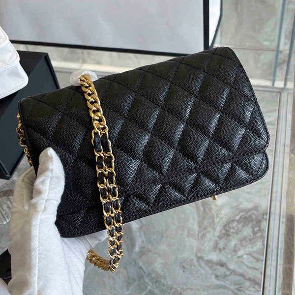 19cm womens crossbody designer bags solid color cowhide shoulder bag handbag multi-color novelty strange fashion chains mini flap messenger
19cm womens crossbody designer bags solid color cowhide shoulder bag handbag multi-color novelty strange fashion chains mini flap messenger