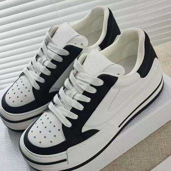 2022 designer sneakers calfskin casual shoes reflective shoes vintage suede leather trainers all-match stylist sneaker patchwork leisure, Black
2022 designer sneakers calfskin casual shoes reflective shoes vintage suede leather trainers all-match stylist sneaker patchwork leisure, Black