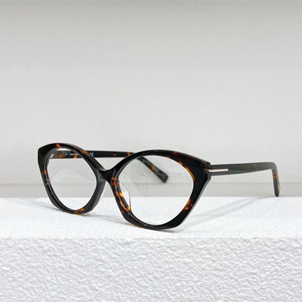 optical eyeglasses for men women retro 5811 style anti-blue glasses light lens plate full frame with box, White;black
optical eyeglasses for men women retro 5811 style anti-blue glasses light lens plate full frame with box, White;black
