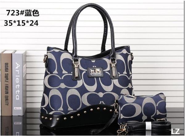 qw designer luxury european style retro presbyopia bag large capacity shopping handbag female cross-border womens casual messenger shopping
qw designer luxury european style retro presbyopia bag large capacity shopping handbag female cross-border womens casual messenger shopping