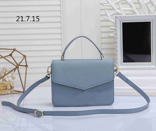handbag women's shoulder bag messenger bag classic boston style fashionable flap water ripple bags lady's luxury storage makeup ha
handbag women's shoulder bag messenger bag classic boston style fashionable flap water ripple bags lady's luxury storage makeup ha
