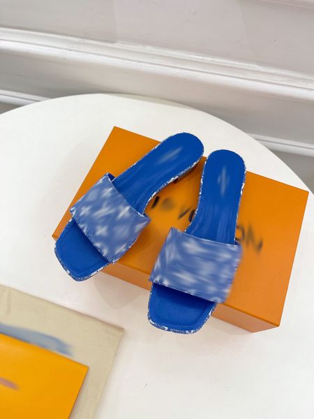 2023 designer women slippers canvas cross woman sandals summer outdoor peep toe casual slipper letter stylist shoes with box size 35-40 -n06, Black
2023 designer women slippers canvas cross woman sandals summer outdoor peep toe casual slipper letter stylist shoes with box size 35-40 -n06, Black
