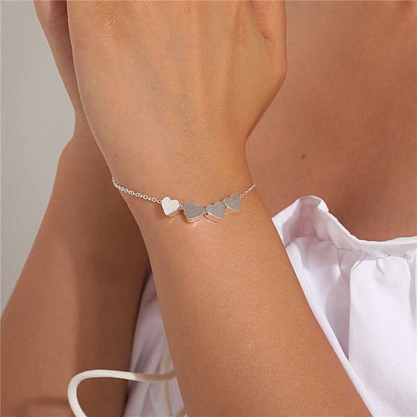 beaded strands 2022 fashion simple shiny heart chain bracelet for women minimalist adjustable charm bracelet wedding party jewelry girl gift, Black
beaded strands 2022 fashion simple shiny heart chain bracelet for women minimalist adjustable charm bracelet wedding party jewelry girl gift, Black