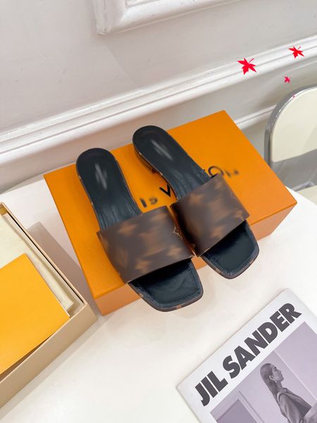2023 designer women slippers canvas cross woman sandals summer outdoor peep toe casual slipper letter stylist shoes with box size 35-40 -n05, Black
2023 designer women slippers canvas cross woman sandals summer outdoor peep toe casual slipper letter stylist shoes with box size 35-40 -n05, Black