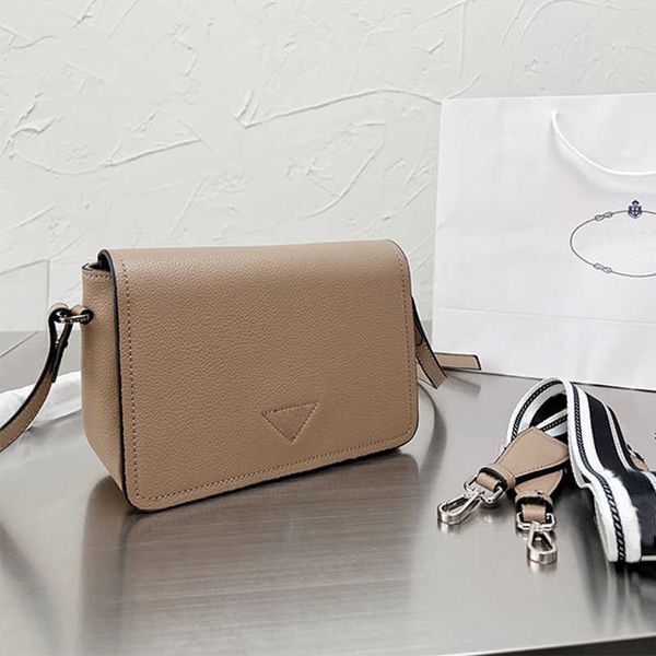 crossbody postman bag handbags purse flap bags women plain wallets removable wide shoulder strap triangle pattern magnetic buckle fashion
crossbody postman bag handbags purse flap bags women plain wallets removable wide shoulder strap triangle pattern magnetic buckle fashion