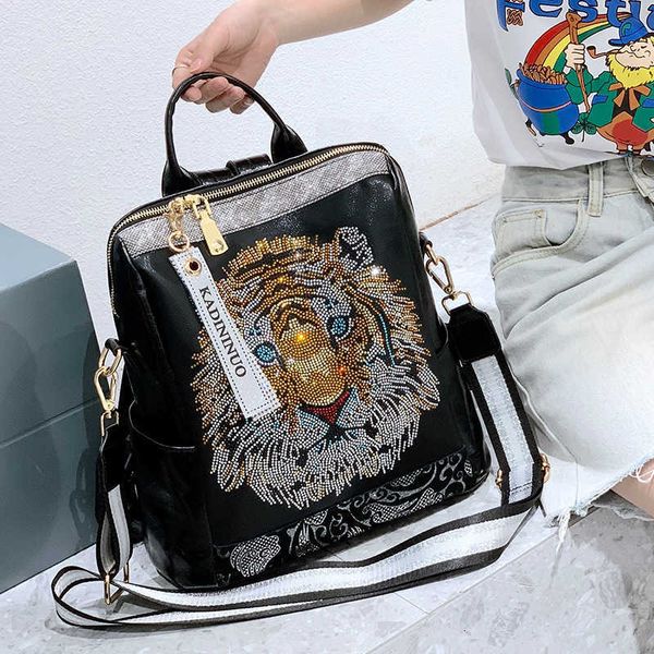 luxury brand womenbackpack female backpacks soft leather teenager girl school bag fashion sequins travel bagpack
luxury brand womenbackpack female backpacks soft leather teenager girl school bag fashion sequins travel bagpack