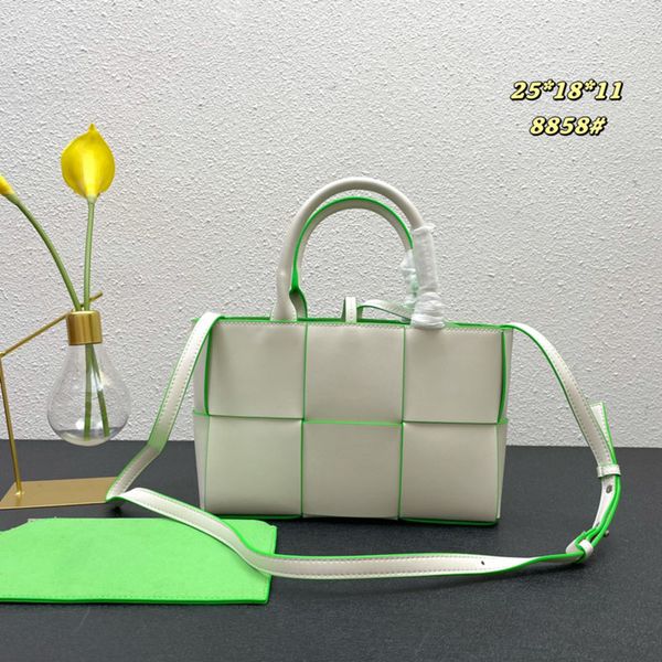 7a tote bag designer bag handbag shoulder bags ladies crossbody fashion stitching woven calf leather large capacity shopping 2022
7a tote bag designer bag handbag shoulder bags ladies crossbody fashion stitching woven calf leather large capacity shopping 2022