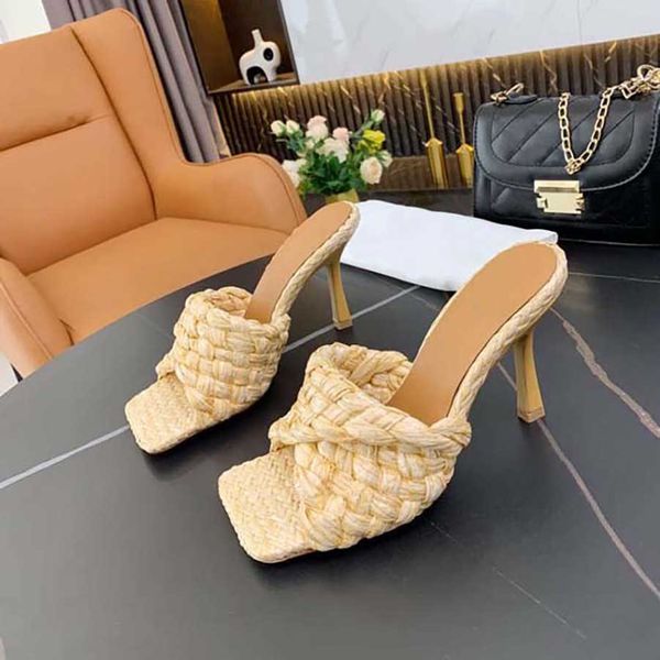 woman slippers high heel flat sandals fashion thin heels sandal beach classic pattern slipper platform alphabet lady leather by shoe008 05, Black
woman slippers high heel flat sandals fashion thin heels sandal beach classic pattern slipper platform alphabet lady leather by shoe008 05, Black