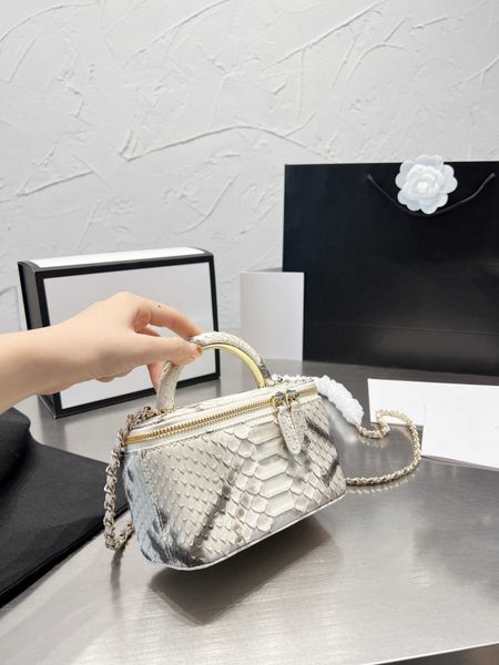 designer shoulder bags woman handbags fashion box package inclined shoulder bag serpentine spring 2022 smooth leather fabric chains
designer shoulder bags woman handbags fashion box package inclined shoulder bag serpentine spring 2022 smooth leather fabric chains