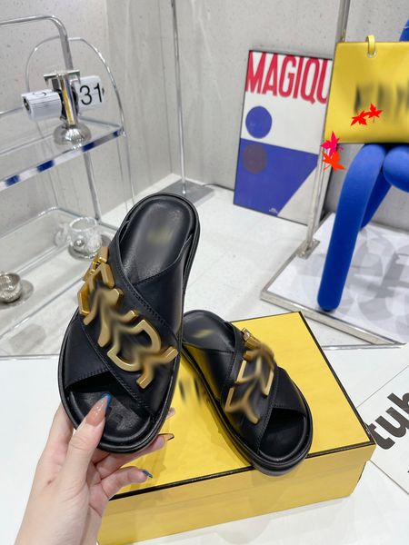 2023 designer women slides sandal flat mule slipper womens beach slides rubber soles summer flip flops with box -m097, Black
2023 designer women slides sandal flat mule slipper womens beach slides rubber soles summer flip flops with box -m097, Black