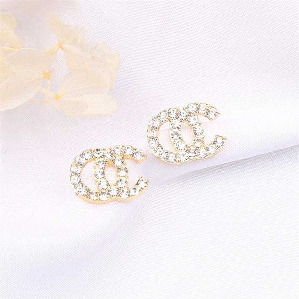 stud simple women fashion brand design pearl crystal rhinestone metal gold silver double letter earrings for girls lo270b, Golden;silver
stud simple women fashion brand design pearl crystal rhinestone metal gold silver double letter earrings for girls lo270b, Golden;silver