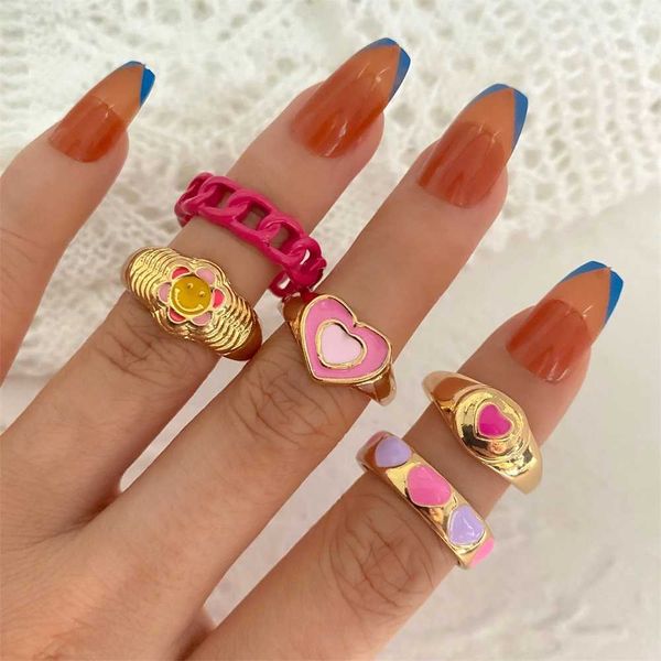cluster rings kisswife 5pcs punk pink metal rings set for women girls love heart rings 2021 trend fashion wholesale jewelry gifts l221011, Golden;silver
cluster rings kisswife 5pcs punk pink metal rings set for women girls love heart rings 2021 trend fashion wholesale jewelry gifts l221011, Golden;silver