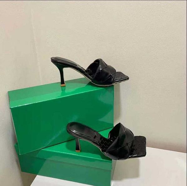 woman sandals slippers women slipper flat shoes slide eu 35-40 quality stylish fashion classics sandal shoe008 05, Black
woman sandals slippers women slipper flat shoes slide eu 35-40 quality stylish fashion classics sandal shoe008 05, Black