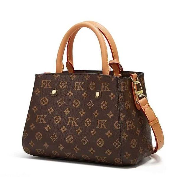 designers handbags purses montigne bag 2022 new women shopping bags wholesale women's handbag; shoulder bag fashion handbag designer cl
designers handbags purses montigne bag 2022 new women shopping bags wholesale women's handbag; shoulder bag fashion handbag designer cl