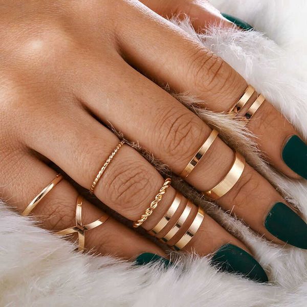 cluster rings 8pcs punk gold color round hollow geometric rings set for women fashion cross twist open ring punk ring 2021 female jewelry l2, Golden;silver
cluster rings 8pcs punk gold color round hollow geometric rings set for women fashion cross twist open ring punk ring 2021 female jewelry l2, Golden;silver