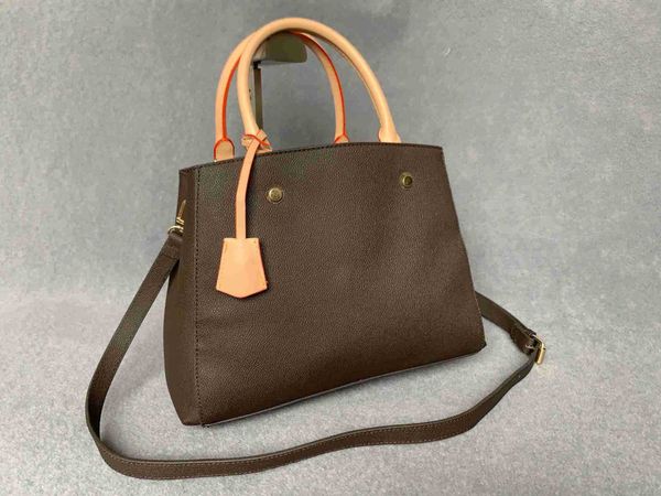 2022 solds luxurys designers handbags purses montigne bag women tote brand letter embossing genuine leather shoulder bags crossbody bag nice
2022 solds luxurys designers handbags purses montigne bag women tote brand letter embossing genuine leather shoulder bags crossbody bag nice