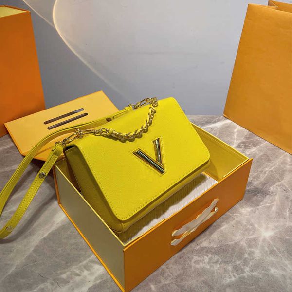 twist crossbody bags women solid color handbags purse flap shoulder messenger bag genuine leather detachable strap chain small
twist crossbody bags women solid color handbags purse flap shoulder messenger bag genuine leather detachable strap chain small