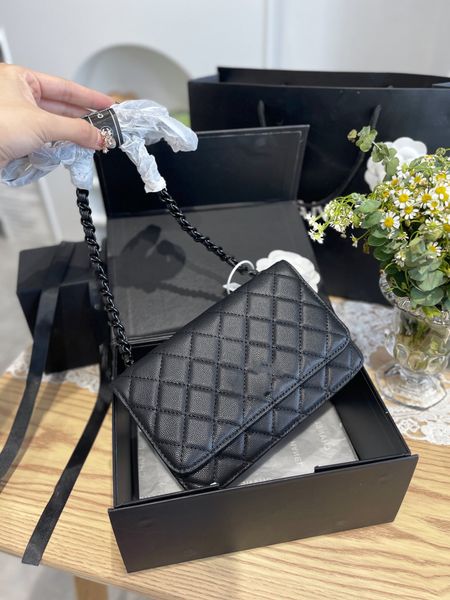 shoulder bag luxury tote purse brand handbag message bags cluth classic genuine leather crossbody original 5a quality lambskin woc 20cm chai
shoulder bag luxury tote purse brand handbag message bags cluth classic genuine leather crossbody original 5a quality lambskin woc 20cm chai
