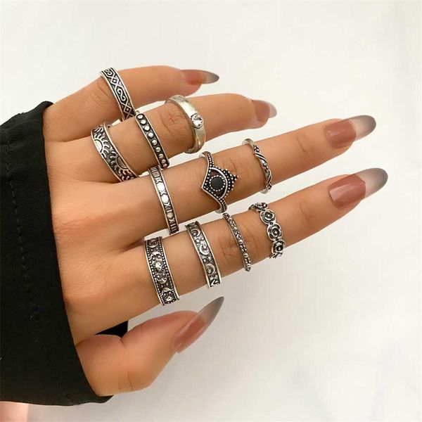 cluster rings kisswife retro silver color sun moon rings set for women vintage flower pattern simple finger rings fashion jewelry party l221, Golden;silver
cluster rings kisswife retro silver color sun moon rings set for women vintage flower pattern simple finger rings fashion jewelry party l221, Golden;silver