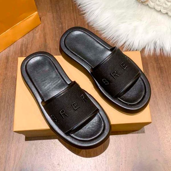 women slippers summer sandal beach slides flip flops loafers slippers classic khaki embroidered with box, Black
women slippers summer sandal beach slides flip flops loafers slippers classic khaki embroidered with box, Black
