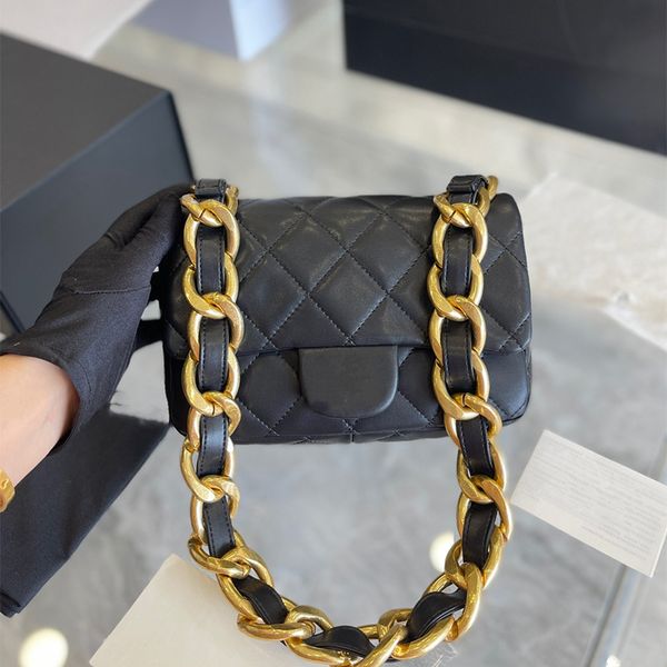 2022 new luxury shoulder bag fashion coarse chain handbags woman lambskin sacoche quilt designers handbag lady genuine leather retro messeng
2022 new luxury shoulder bag fashion coarse chain handbags woman lambskin sacoche quilt designers handbag lady genuine leather retro messeng